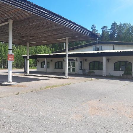 Jaalan Tienristi Motel Kouvola Buitenkant foto